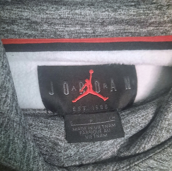 Jordan Men's 23 Alpha Therma Fleece Pullover Hoodie - Picture 5 of 11
